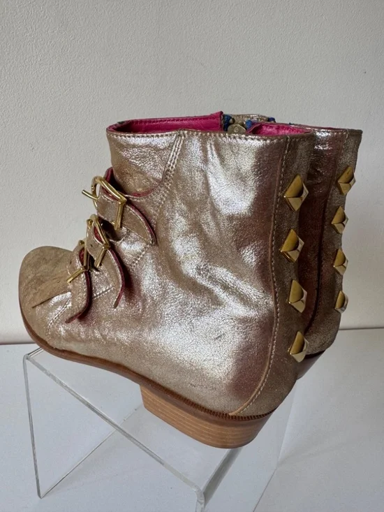 MODERN VICE NYC Handmade Leather Boot Metallic Gold Zip Up Buckle Size 37 Fringe - Picture 5 of 15